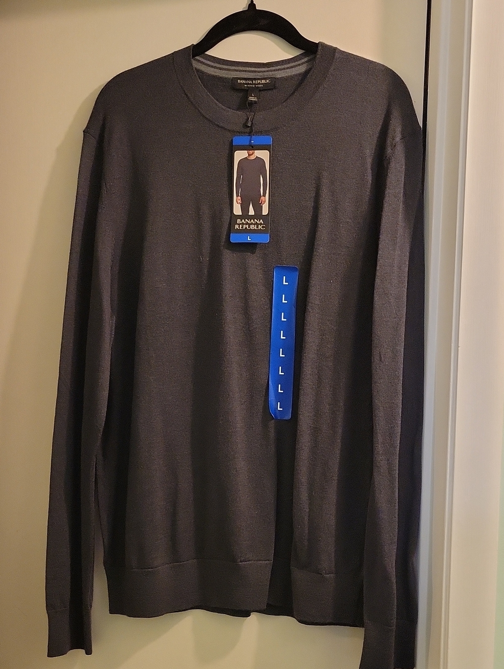 NWT-Banana Republic Men's Crewneck Sweater — Charcoal